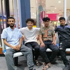 Meet your Posher, Sales